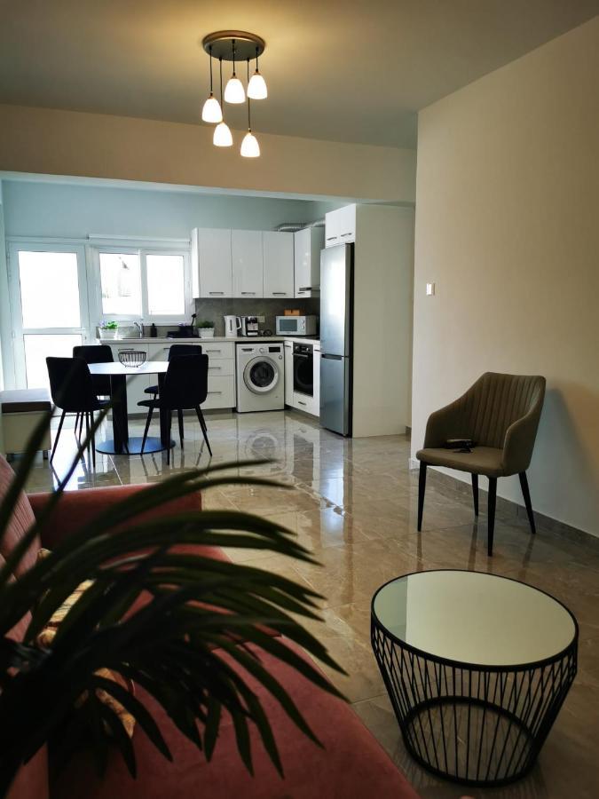 Hawaii Holiday Apartment 41 Lemesós Eksteriør bilde